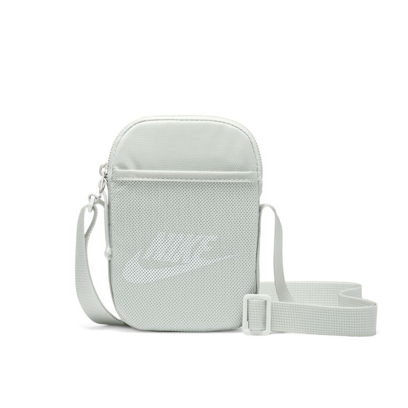 Nike sling bag 🤎✔️🤎  Bags, Nike bags, Nike sling bag